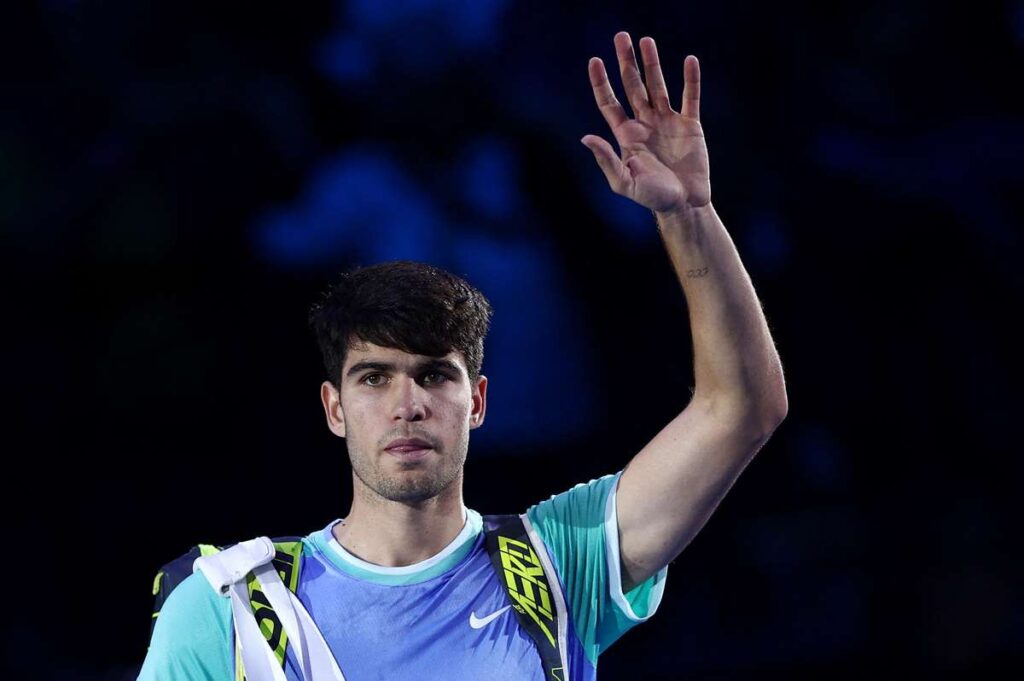 El entrenador Ferrero admite que es poco probable que Alcaraz esté al 100% para el partido de Rublev en las Finales ATP