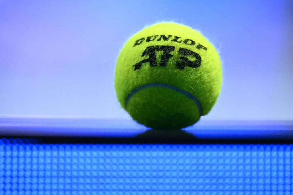 Los mejores tenistas se quejan de la calidad “desafiante” de las pelotas ATP