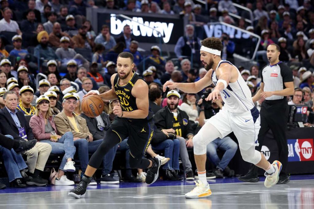 Resumen de la NBA: Curry protagoniza el regreso de Thompson mientras los Warriors superan a los Mavericks en un thriller