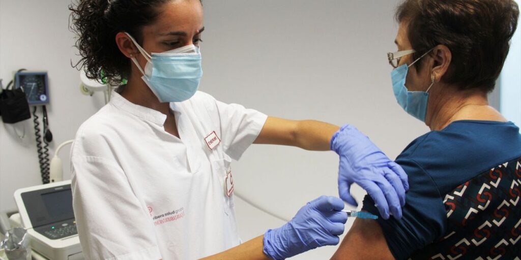 Vaccination campaign 2025-2026 flu and covid in Navarra