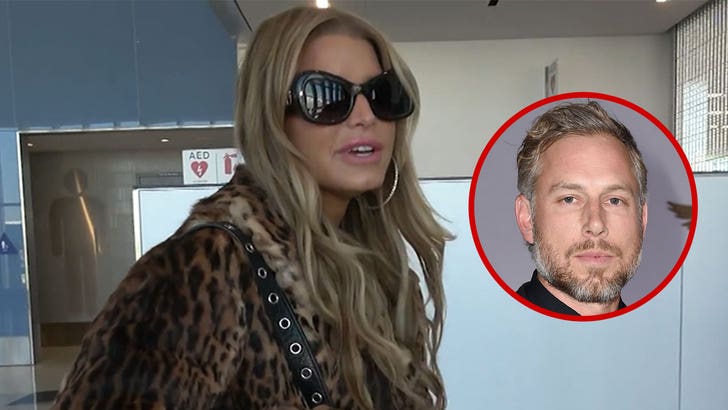 Jessica Simpson at LAX the day after Thanksgiving, November 2025 (BACKGRID).