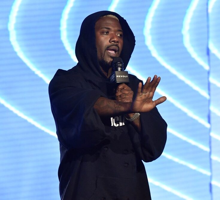 Jennifer Aniston Goes Instagram-Official With Jim Curtis, ‘My Love’