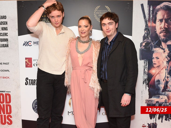 Jennifer Aniston Goes Instagram-Official With Jim Curtis, ‘My Love’