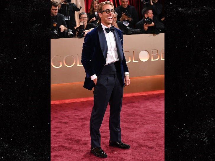 83rd Golden Globes arrivals: sleek black eveningwear on the carpet.