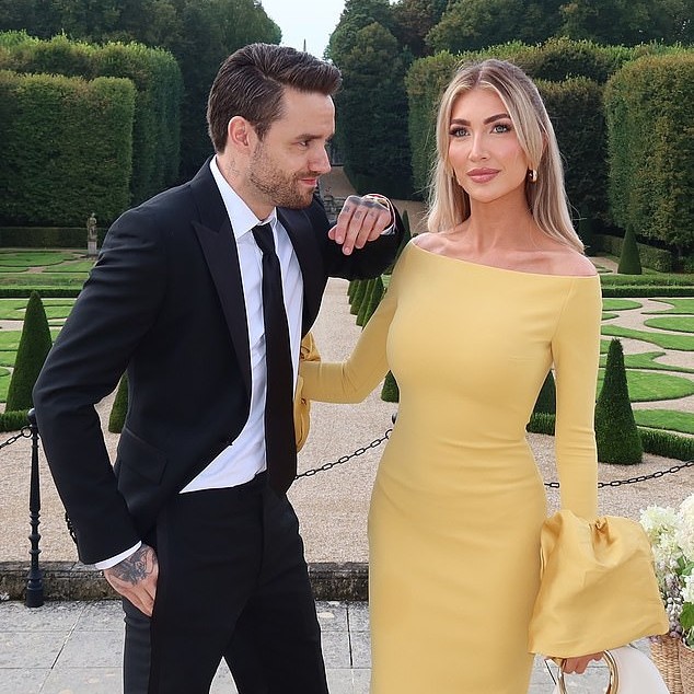 Jennifer Aniston Goes Instagram-Official With Jim Curtis, ‘My Love’