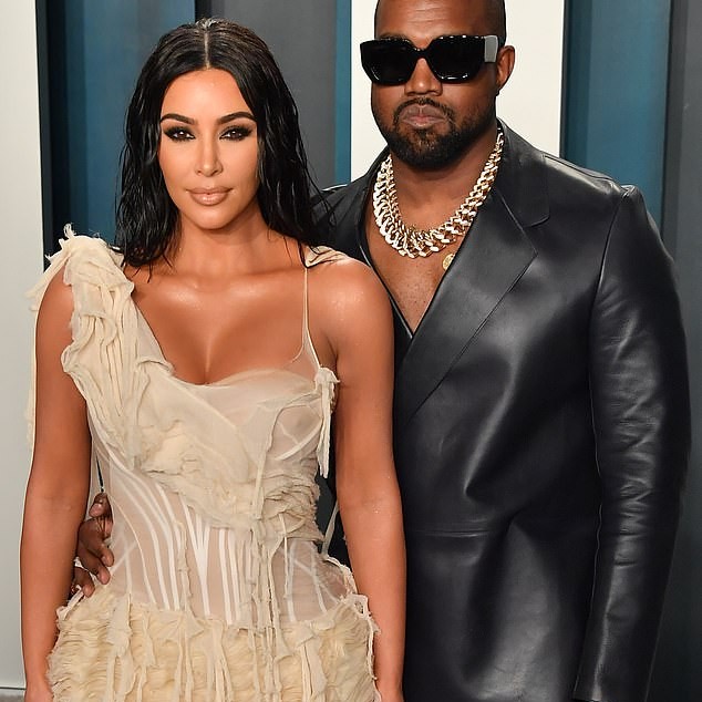 Jennifer Aniston Goes Instagram-Official With Jim Curtis, ‘My Love’