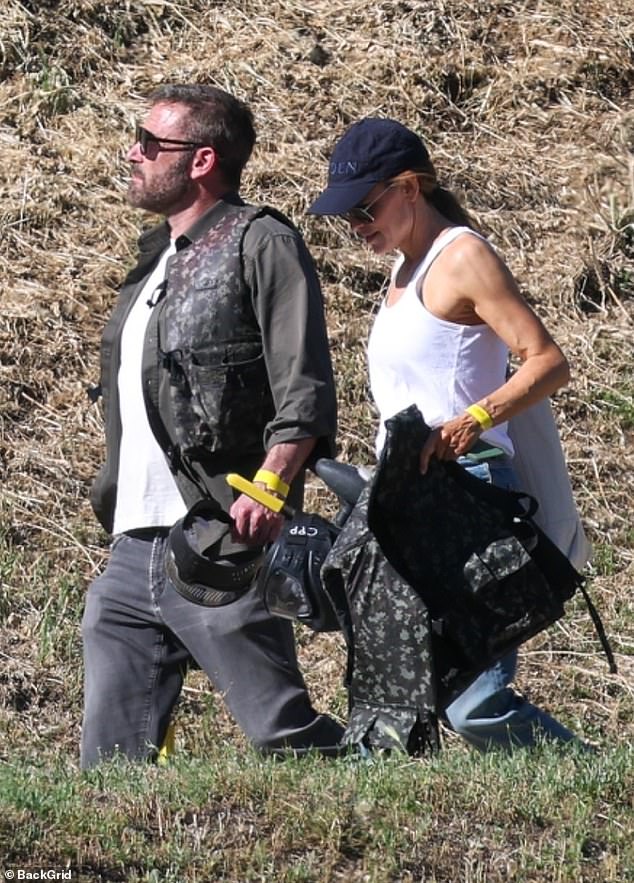 Jennifer Garner and Ben Affleck reunite at a paintball park to celebrate their son's 14th birthday.
