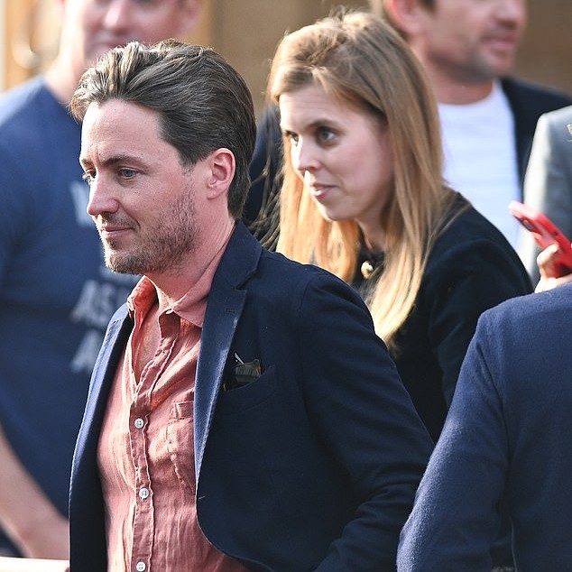 Princess Beatrice put on a united front with her husband Edoardo Mapelli Mozzi during a lunch out at a sushi bar in Notting Hill - Daily Mail US