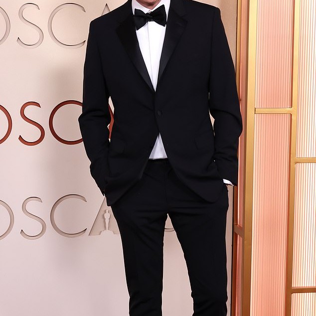 Included with the snacks was a note from host Conan O'Brien, who actually joked about how skimpy the food offerings were - Daily Mail US