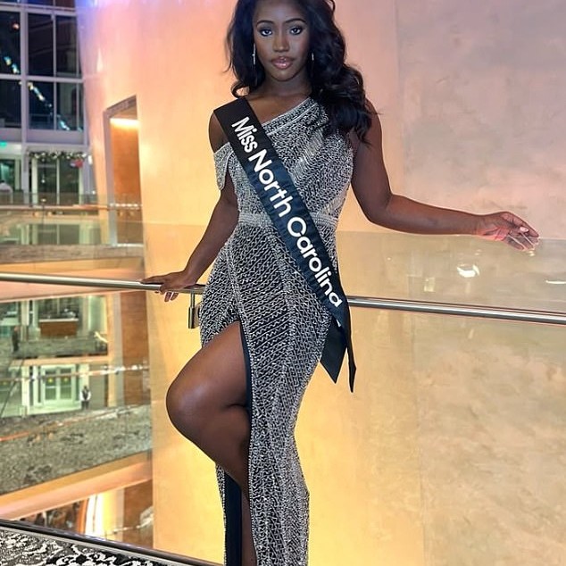 Everett was a vocal performance major and had a beautiful voice. She received the talent award and a scholarship for her performance at the Miss America competition - Daily Mail US