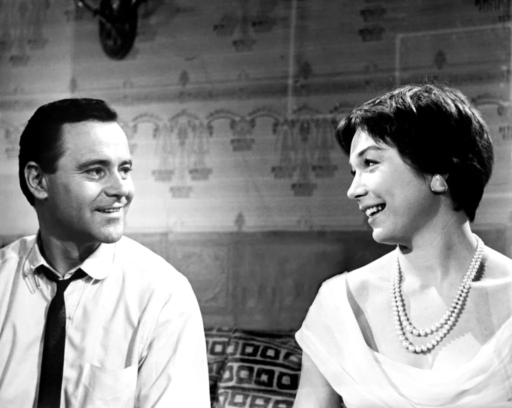 Shirley MacLaine with Jack Lemmon in The Apartment (1960).